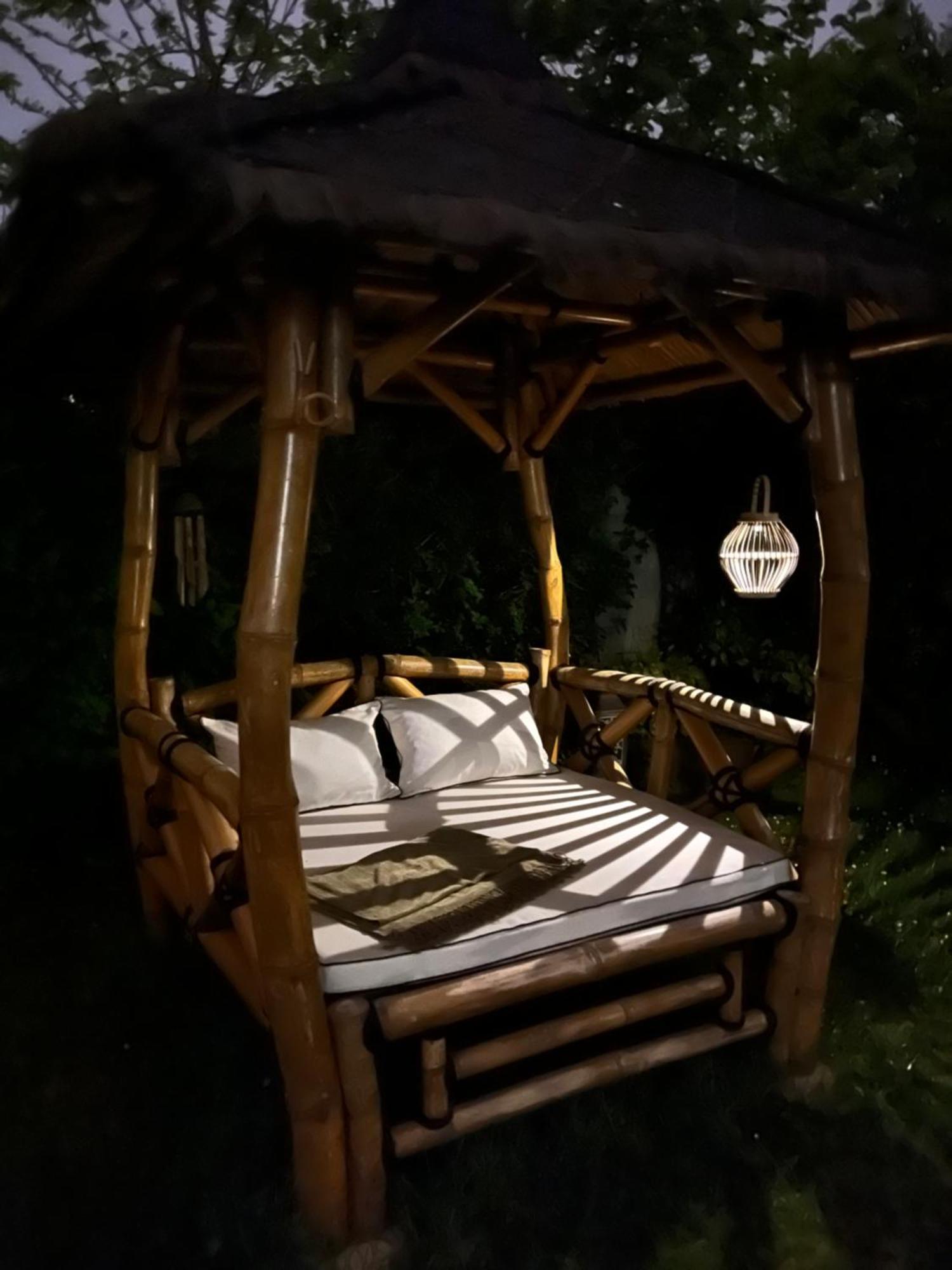 Les Suites D'Alienor, Suite Jasmin بيساك المظهر الخارجي الصورة